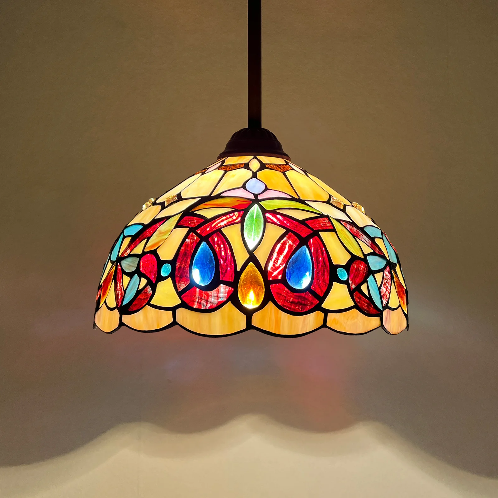Capulina Tiffany Lamp Stained Glass Pendant Light 12 Inches Wide Cream Brown Victorian Tiffany Style Hanging Lamp for Kitchen Island Living Dining Room Hallway Home Office